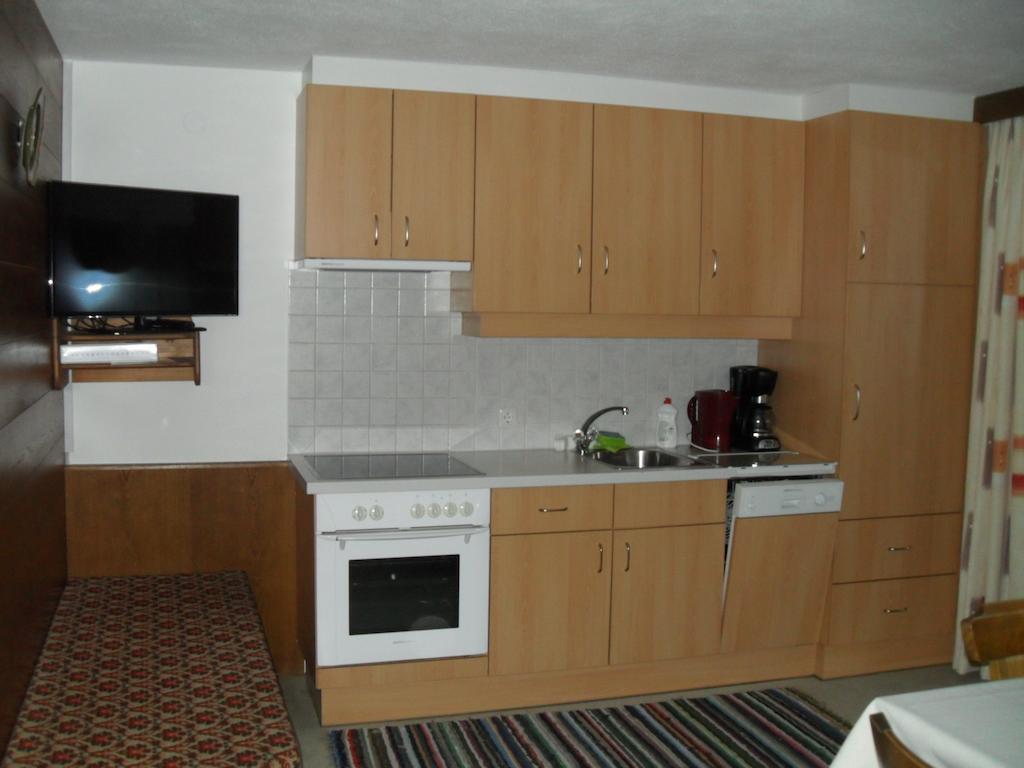 Apartmán Haus Schellenschmied Pettneu am Arlberg Pokoj fotografie